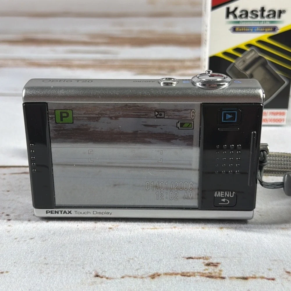 Pentax Optio T20 Digital Camera Silver 7MP Compact Tested Battery Lock Broken